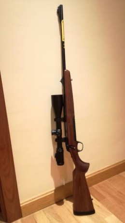    Rifle “Browning” X-Bolt Hunter Super Feather Trigger, .300 Winchester Magnum. Apertura de 60 grados. 01