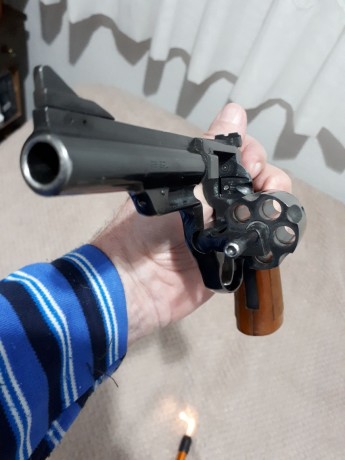 VENDO POR FALTA DE USO REVOLVER ASTRA CADIX 5 tiros con cañon de 4"    38 spl  !!! EN PERFECTO ESTADO 11