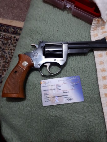 VENDO POR FALTA DE USO REVOLVER ASTRA CADIX 5 tiros con cañon de 4"    38 spl  !!! EN PERFECTO ESTADO 10