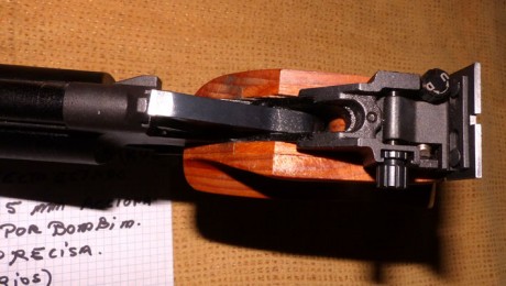 Hola, Vendo pistola marca Baikal (Rusa) calibre 4.5 (Actúa por palanca y bombín) En perfecto estado, muy 00