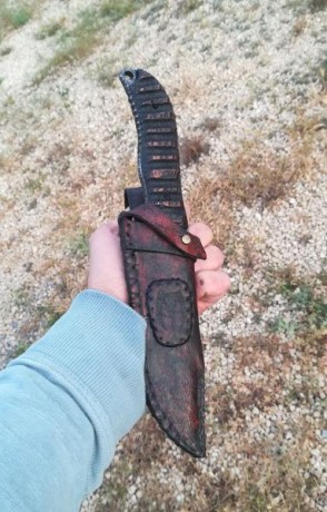 Schrade customizado. Acero 1095, 6mm de grosor, texturizado, cachas de madera, funda de cuero (envío también 01