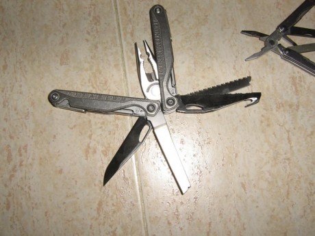 Estas son mis LEATHERMAN
Un saludo. 01