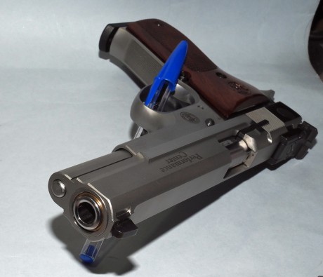Vendo S&W 952-2 de 5"  Perfomance Center en perfecto estado de conservación y funcionamiento. 02