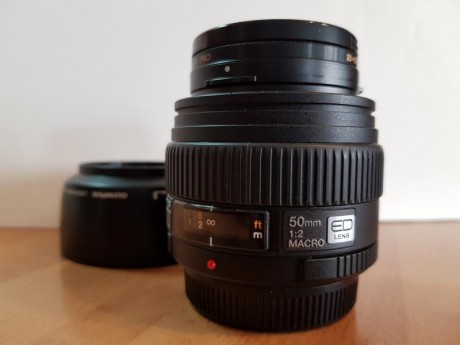 Hola a todos, vendo material de fotografía Olympus. Algunos objetivos sin haber sido usados, en perfectas 21