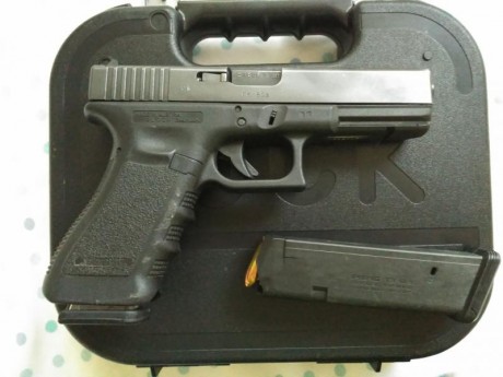 Se vende Glock 17 Gen 3 en buen estado, muy pocos disparos, leves marcas del porte. Son muy leves pero 02