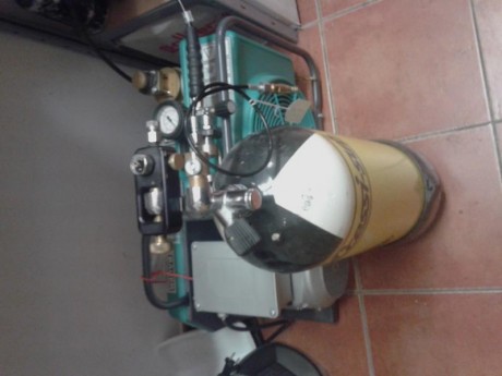 https://m.ebay.es/itm/Airsoft-Aire-De-Inflador-de-Bomba-PCP-Plegable-Para-Benjamin-Hatsan-4500psi/382392865601?hash=item5908641341:g:vT0AAOSwu5xanlvg
Hola 131