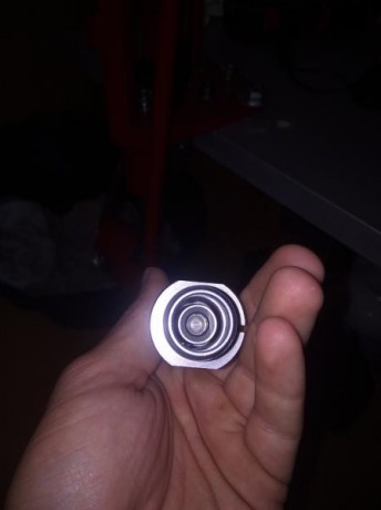 Vendo posicionador micrometrico hornady, prácticamente sin estrenar como se ve en las fotos,vale para 02