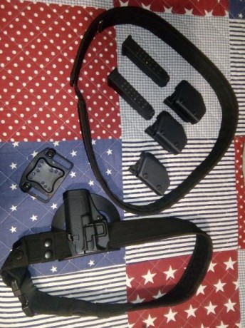 Hola desde Sevilla. Vendo material sin uso. No llege a prácticar recorrido.
Funda blackhawks. 30€
Dos 01