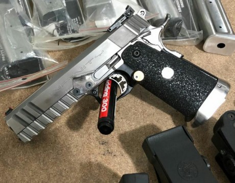 Buenas tardes. Como indica el enunciado, estoy buscando sin prisa una INFINITY 5" STANDARD, a poder 50