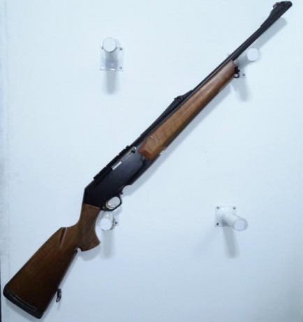 Rifle Browning semiautomático calibre 9,3x62 , modelo Bar Longtrag , longitud de cañón 51 cm , punto de 02