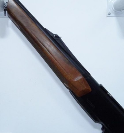 Rifle Browning semiautomático calibre 9,3x62 , modelo Bar Longtrag , longitud de cañón 51 cm , punto de 00