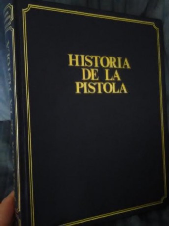 Hola compañeros. vendo tres libros, ya descatalogados:

1- Libro "EL TIRO CON ARMAS DE AVANCARGA 12