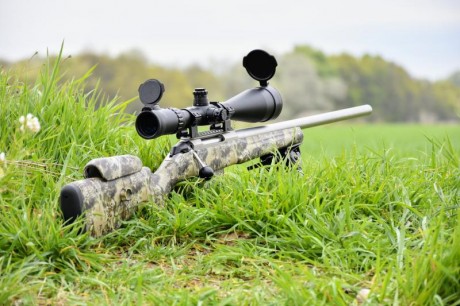 Cambio rifle Tikka T3 Super Varmint, en acero inox, con rail superior Weaver, cargador de 5 cartuchos 02