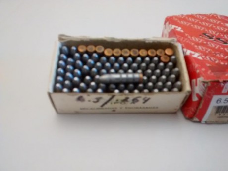 Vendo puntas 6,5:

156 u. Hornady SST de 129 gr. para tiro y caza.

100 u. de 140 gr. no se el fabricante, 02