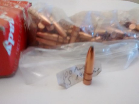 Vendo puntas 6,5:

156 u. Hornady SST de 129 gr. para tiro y caza.

100 u. de 140 gr. no se el fabricante, 00