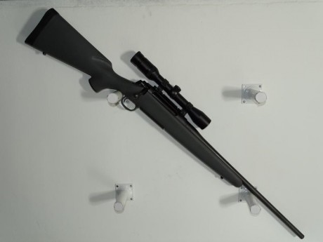 Rifle Remington calibre 30-06 , modelo 710 , longitud de cañón 56 cm , sin elementos de puntería , montura 02