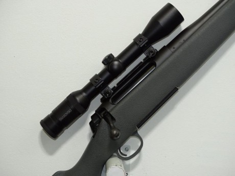Rifle Remington calibre 30-06 , modelo 710 , longitud de cañón 56 cm , sin elementos de puntería , montura 00