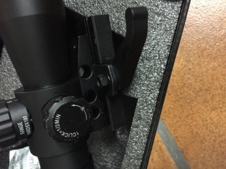 Hola
Sigo vaciando armarios y pongo a la venta los siguientes visores

-NCSTAR  MARK III  GEN 2  con retícula 21