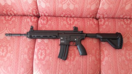 Hola a todos.
Vendo carabina HK-416 D145RS, la de cañón largo.
La compré nueva hace dos años y está nueva 00