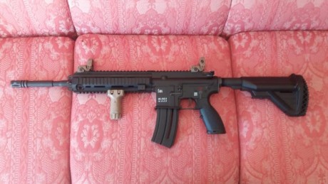 Hola a todos.
Vendo carabina HK-416 D145RS, la de cañón largo.
La compré nueva hace dos años y está nueva 20