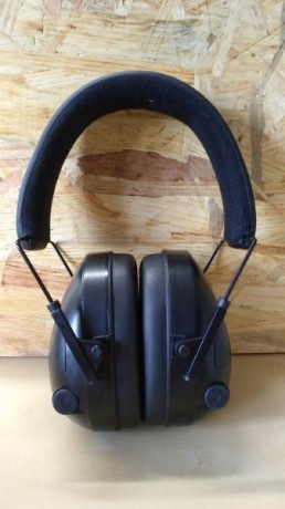 Vendo cascos de protección electrónicos.
En perfecto estado estético y de uso.
40 euros, cascos, funda 00
