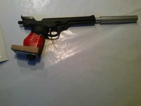 .

Hola Foreros!

Quiero haceros partícipe de las sensaciones que me ha transmitido este arma que he comprado 12