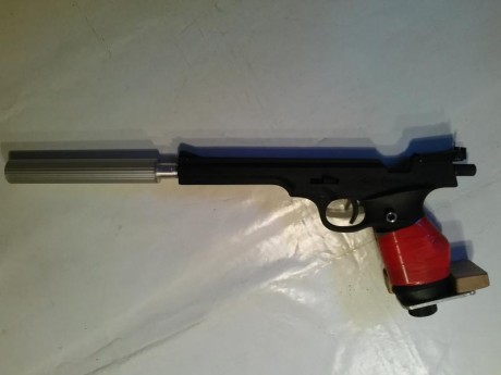 .

Hola Foreros!

Quiero haceros partícipe de las sensaciones que me ha transmitido este arma que he comprado 11