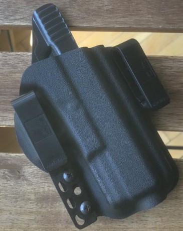 Vendo funda para arma corta de kydex hecha a medida en USA por BravoConcealment para una Glock 19 (BravoConcealment 02
