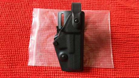 Se vende:

Cachas cz swadow2 cortas ojo para usar con fanel, nuevas 59€
Funda Vega holster nivel 3 sin 01