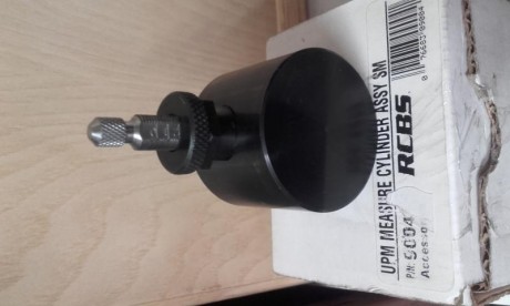 -Hola, vendo cilindro de dosificador RCBS nuevo solo probado es el del diámetro del dosificador grande, 01