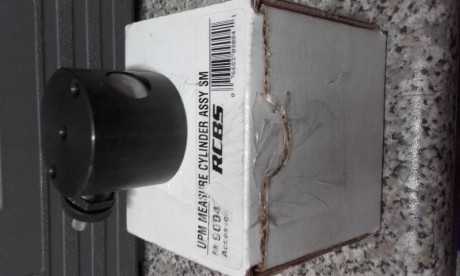 -Hola, vendo cilindro de dosificador RCBS nuevo solo probado es el del diámetro del dosificador grande, 00