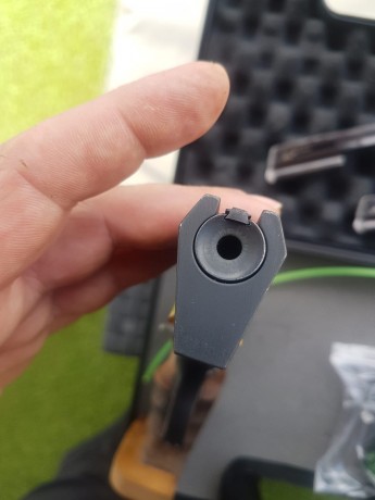 VENDO UNIQUE 96 U esta perfecta ,tira todas las municiones,la cambie hace unos meses por otra pistola 22