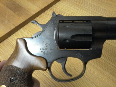 se vende revolver del calibre 32 sw 6 pulgadas
marca ALFA- PRO
esta en collado villalba - madrid
el precio 12