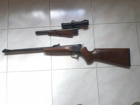 Vendo monotiro Thompson con dos cañones.
El largo calibre 44 mg. El corto del 357 maximun.
Pido 650€. 00
