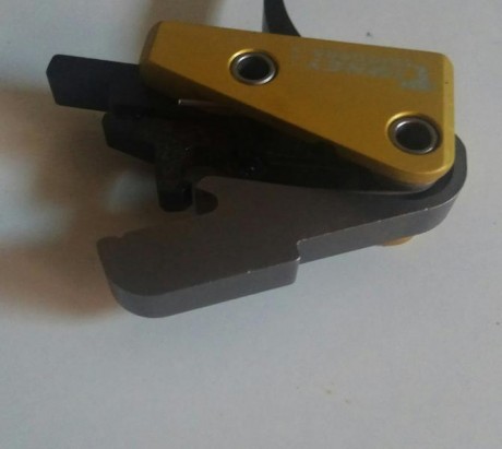 Un compañero tiene un disparador regulable Timney para AR15, no se ha llegado a utilizar porque no se 01