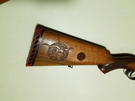 BRENO, Accion MAUSSER Cal .308, con culata hecha a mano con motivos de caza ( UNICA), muy pocos tiros. 00