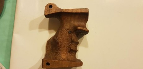 Vendo una Empuñadura en un estado excepcional sin el mas minimo arañazo. 
Talla M
El encare con esta empuñadura 02