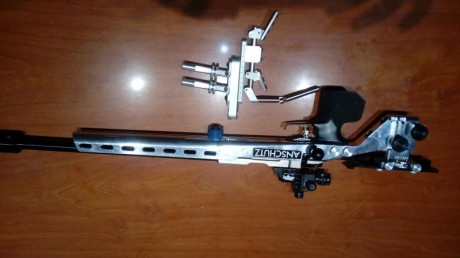 buenas tardes vendo anschutz 2013 accion plana,en perfectisimo estado ,con todos los accesorios que se 02