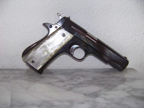 Por fin llegó la nueva criatura de la familia...aqui os presento a mi nueva arma corta,  s  ta  r 
Agradezco 02