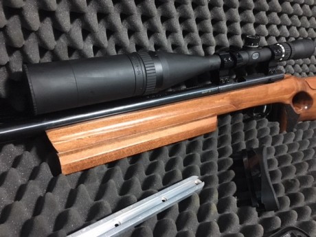 :sniper BHuenas noches!
Vendo carabina Anschutz 64, con dos culatas, la original y la segunda tipo thumbhole, 00