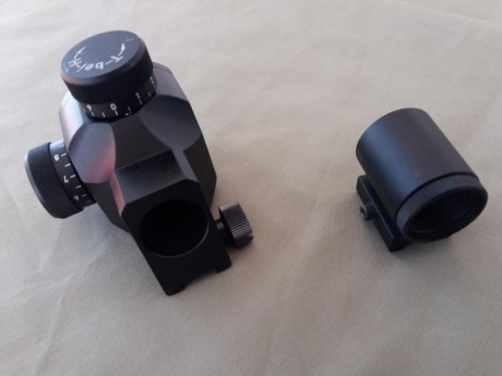  Diopter y túnel Steyr. 

Para carabina aire o calibre .22
Prácticamente nuevos. Venían con la carabina 01