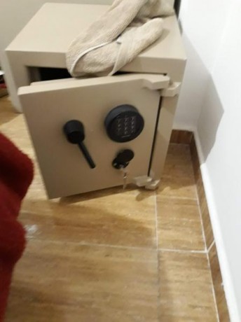  SOLO QUEDA EN VENTA LA CARABINA, LAS OPORTUNIDADES DURAN POCO, OSEA QUE APROVECHALA 
Hola, por abandono 00