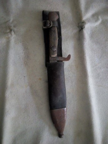 Hola han caído en mis manos lo que creo que es una bayoneta máuser 1913, aunque los marcajes no se ven 10
