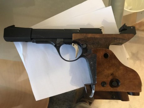 Pues eso vendo mi Unique des 69, muy muy cuidadada. Todo original. Si perecision es pasmosa. Con varios 01