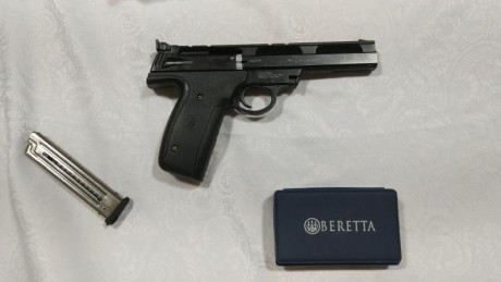Hola a todos,

vendo  S&W 22A long rifle de segunda mano, perfecta para tiradas federativas. 

Esta 10