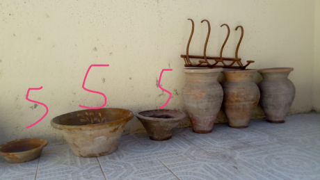 Vendo varias cantaras de barro antiguas, cantarillos n°1 20€, tinajas n°2 150€, cantaras de dos asas n°3 11
