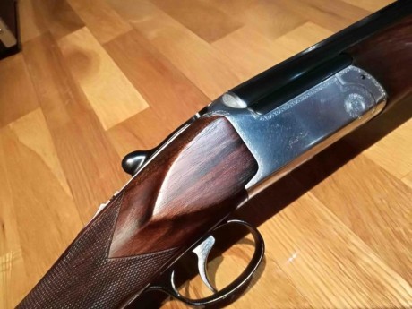 Hola a todos,

Pongo a la venta una escopeta que necesita pocas presentaciones.  Se trata de una Aramberri 01