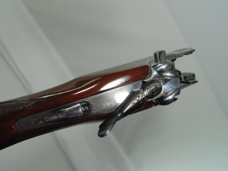 Vendo Flli Gamba Astor 620 cal12., cañón de 74cm, marcado XX8. Aspecto impecable. 2** y  4****. Muy suave 20