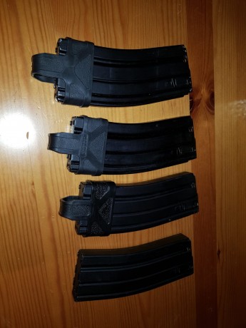 Muy buenas compañeros,

Por venta de mi Ar15,  pongo a la venta varios accesorios que he ido encontrando.

UPPER 22