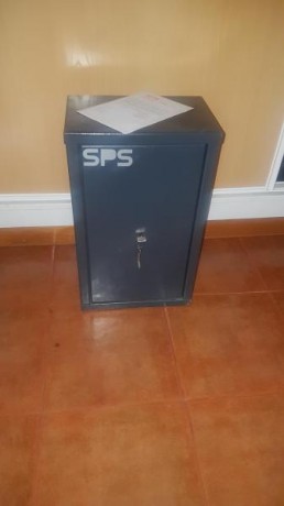 Pues eso. Vendo el armero SPS de Recarga grado 1. Perfecto estado, esta como nuevo. Homologado y con sus 01